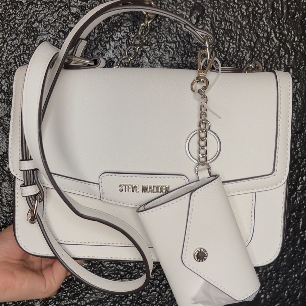 Steve Madden White Crossbody Bag with Chain Detail - Picture 1 of 3